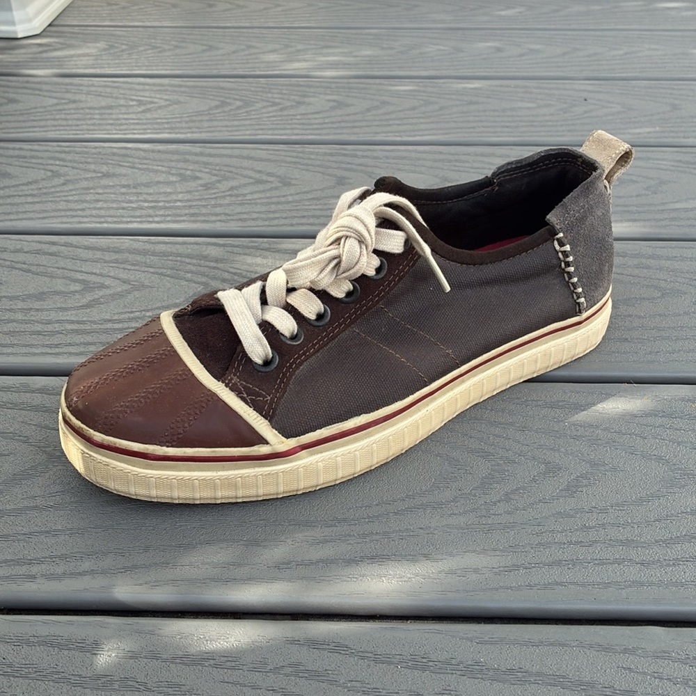 Sorel Mens’s Sentry Low Top Sneakers Brown/Gray Size 10